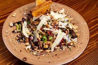 Salata Consulate 350gr 