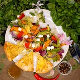 Sałatka z kurczakiem i fetą