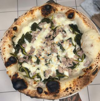 Pizza Salsiccia e friarielli (33 cm.)