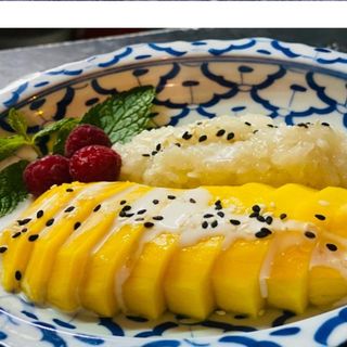Mango Con Arroz pegajoso/Mango sticky Rice