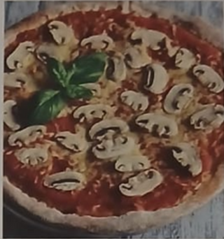 Pizza con i funghi