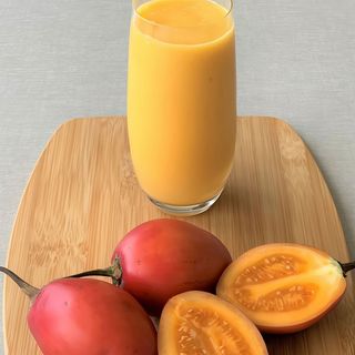 Tomate arbol en leche