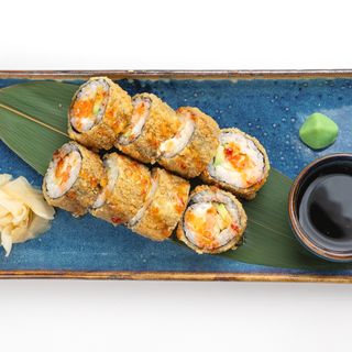 Roll Tempura cu somon 