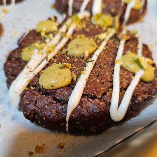GALLETA COOKIE DE CHOCO Y PISTACHO 