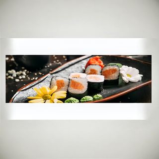 Ролл с копченым лососем