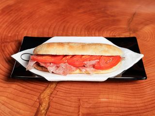 La tredici - panino o piadina