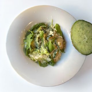 RISOTTO Z CUKINIĄ I ZIELONYMI SZPARAGAMI