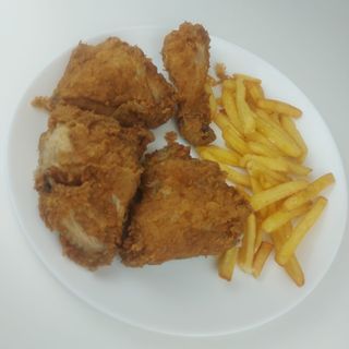 Menú Pollo Frito Entero (8UDS)