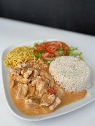 Strogonoff de Frango