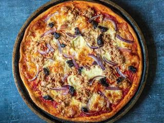 Pizza Tuna