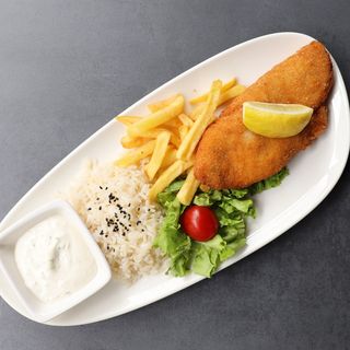 Zagrebački odrezak s prilogom, domaći tartar umak