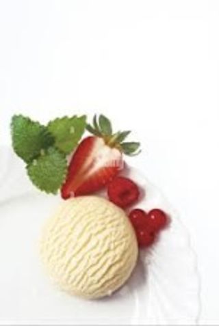 Una pallina gelato vaniglia