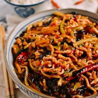 Cerdo Yuxiang agripicante