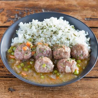 Albóndigas a la jardinera