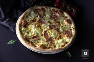 Pizza Carbonara  Ø 33 cm