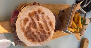 Prego no Bolo do Caco