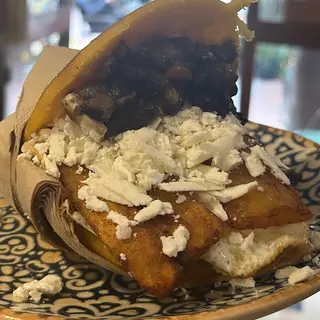 AREPA CABALLERO