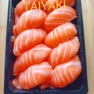 F3 Nigiri Salmao