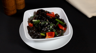 Salată urechi de lemn