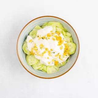 Krastavci salata