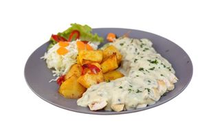 Pileći file u slanini sa sosom od pečuraka 300g