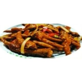 Pata De Pollo Con Verduras En Picante