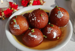 Gulab jamun