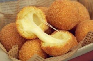Bolinha de Queijo