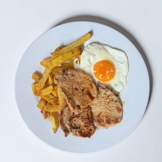 Lomo de Cerdo con Huevo