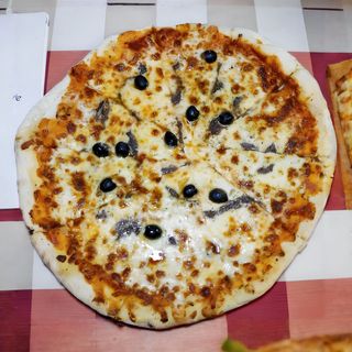 Pizza Napolitana Pequena