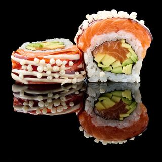 Мега рол Багато лосося(8шт/340гр)