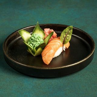 Nigiri Salmon