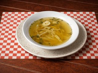 Бульон курячий з лапшою (400g)