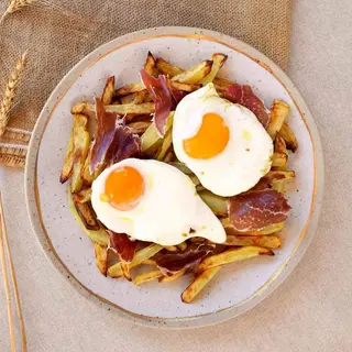 Plato De Huevos Rotos