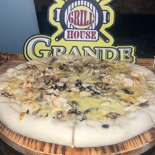 Pizza con pollo (mare)