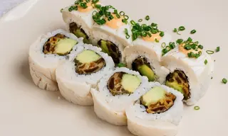Uramaki opiekaną maślana jalapeno -8 szt-