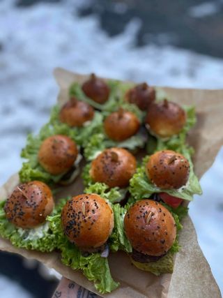 CHEESEBURGER
