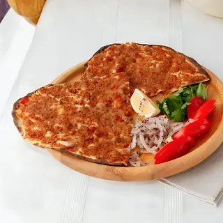 Lahmajun