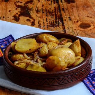 Zapiekane ziemniaki z cebulą