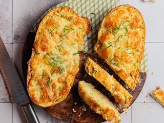 Alho com Queijo