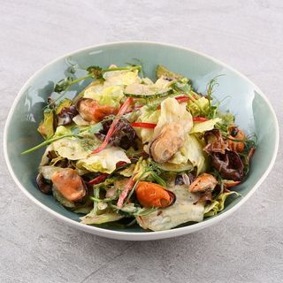 Салат з мідіями