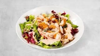 Salata sa hrskavom piletinom 500g