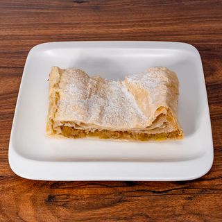 Štrudla sa jabukama 120g