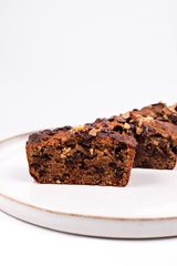 Бананов хляб с натурални кайсии (100гр)