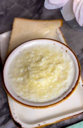 Каша рисовая с джемом