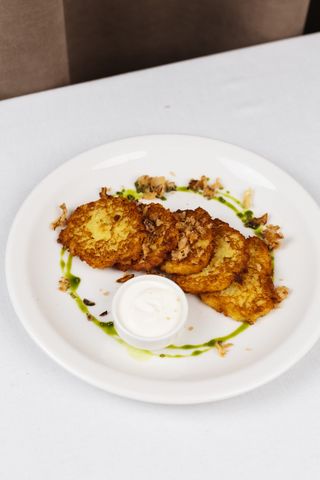 Деруни зі сметаною (200/30г)