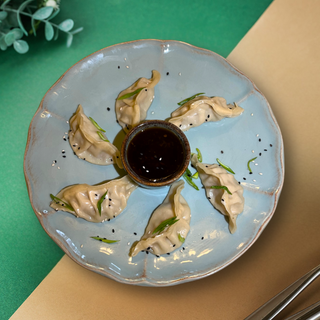 Гьодзе з мясом та соусом  (150/50  г)