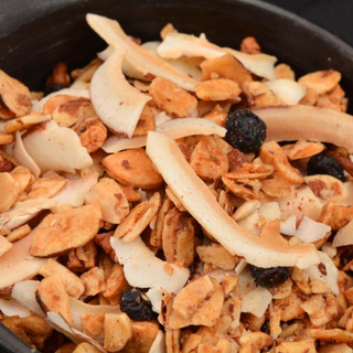 Granola de la casa baja en azúcar