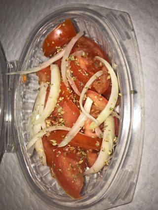 Tomate Cebola e Orégãos