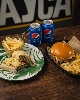 Wrap june mlado + Republikanac double smash + 2x Pepsi